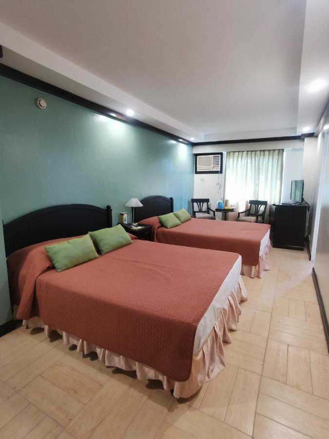 Tagaytay Country Hotel Tagaytay City Esterno foto
