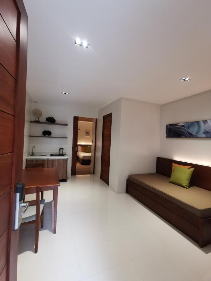 Tagaytay Country Hotel Tagaytay City Esterno foto