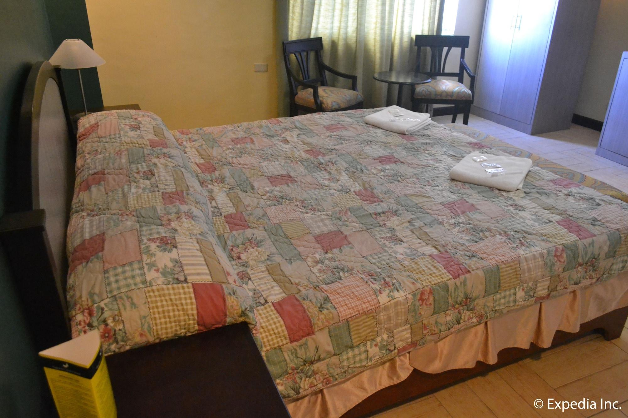 Tagaytay Country Hotel Tagaytay City Esterno foto
