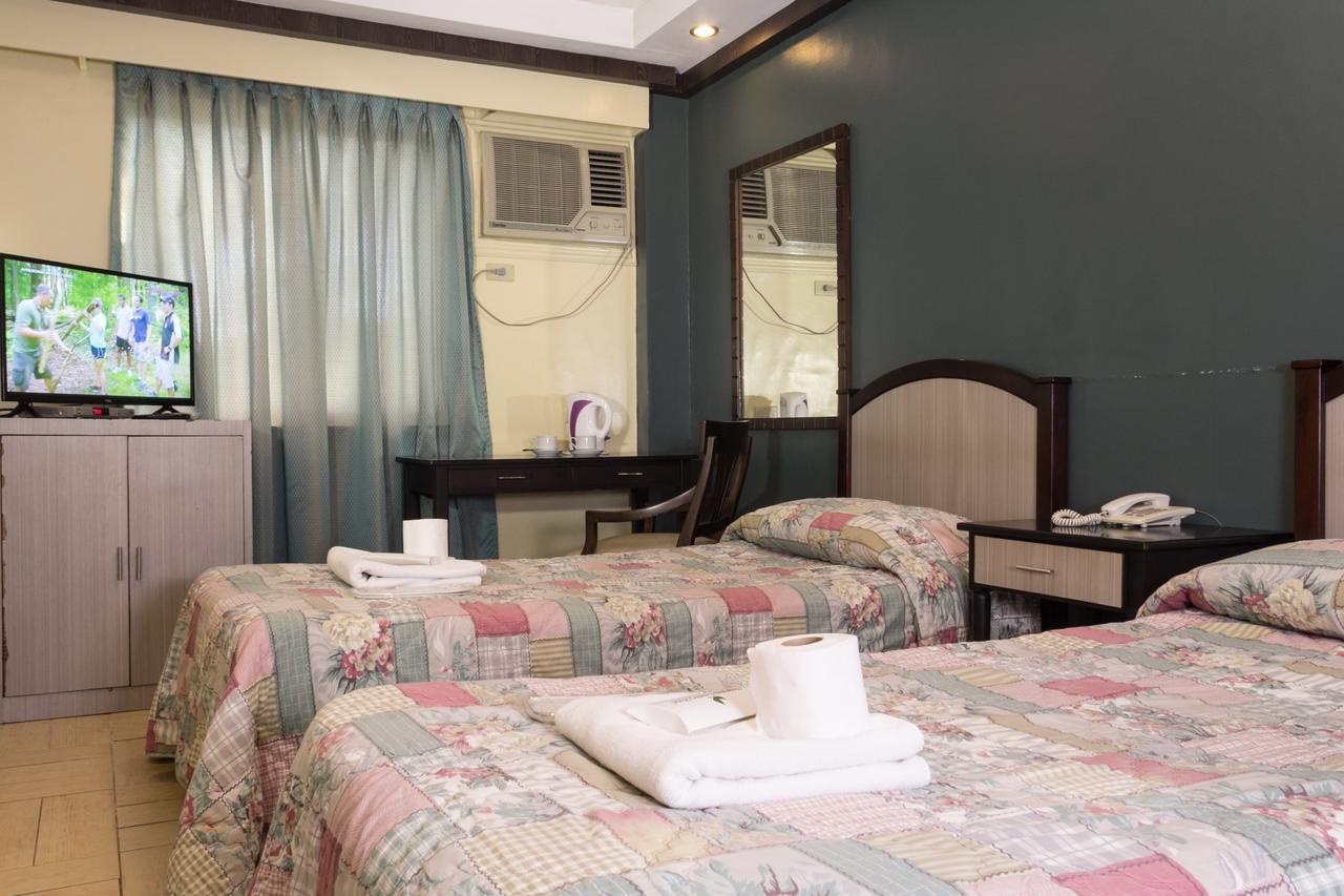 Tagaytay Country Hotel Tagaytay City Esterno foto