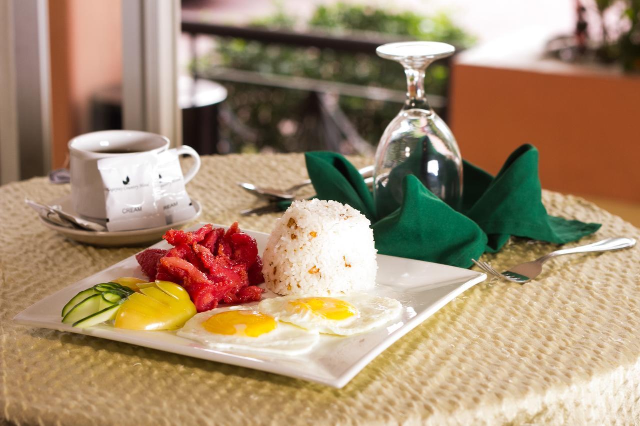 Tagaytay Country Hotel Tagaytay City Esterno foto